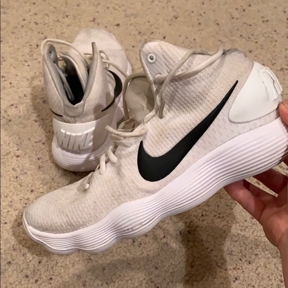 White Nike Hyperdunk Basketball Shoes